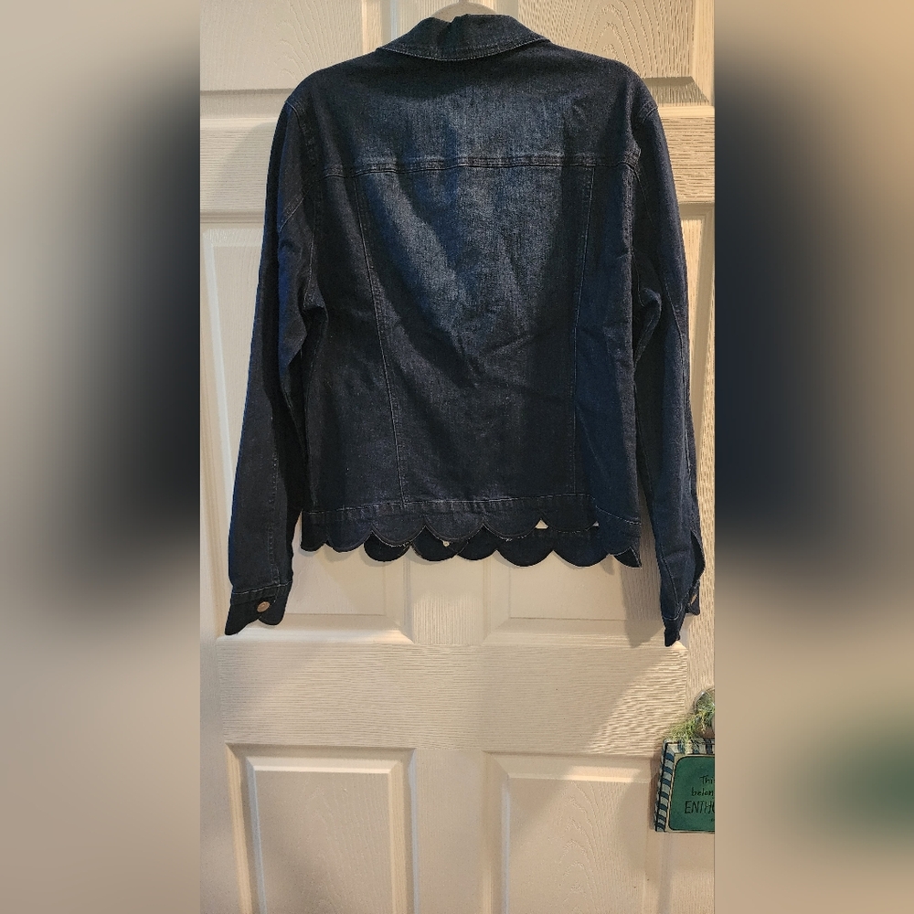 Elliot And Vine Denim Jacket NWOT scallop hem - Picture 2 of 4